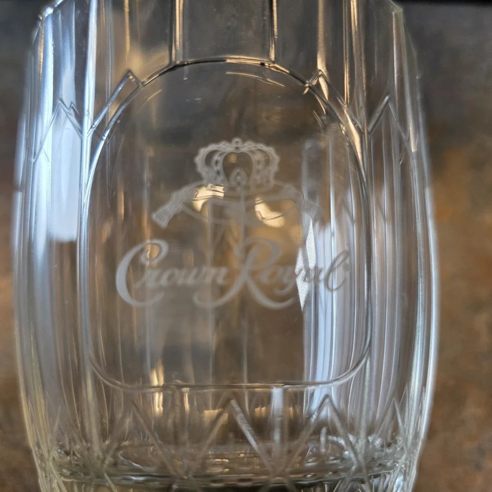 Crown Royal Vintage Whiskey Glass w/ Logo on Front 8 oz